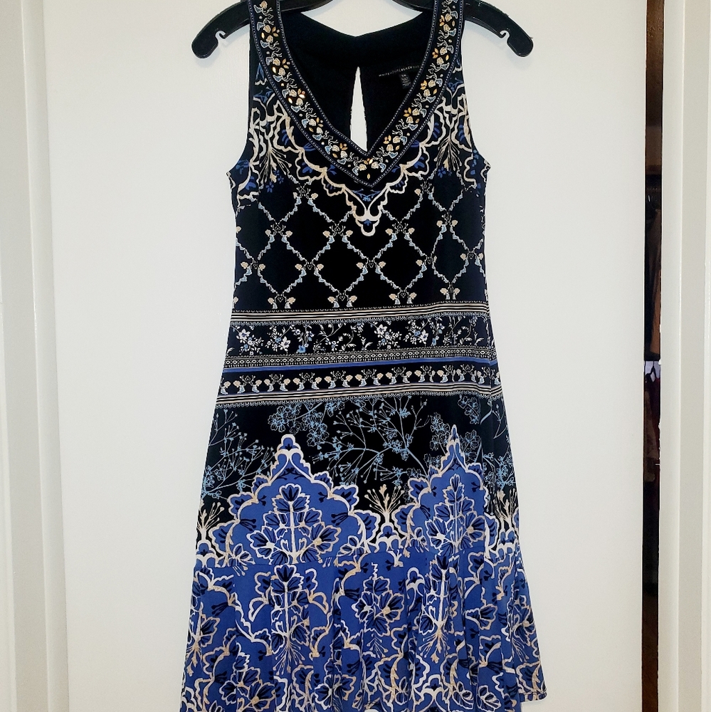 WHBM NWOT  mini dress key hole back, stretchy